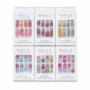 Paquete de 12 set de uñas decoradas